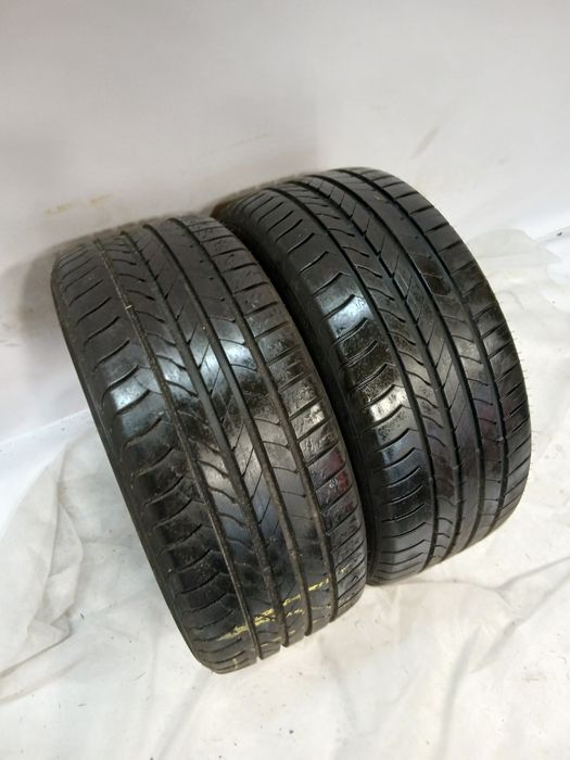 Lato Goodyear 245/45R17