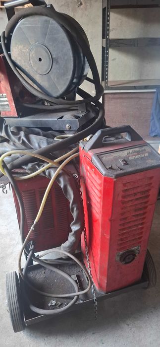 Spawarka MIG/MAG Lincoln idealarc CV 400-I