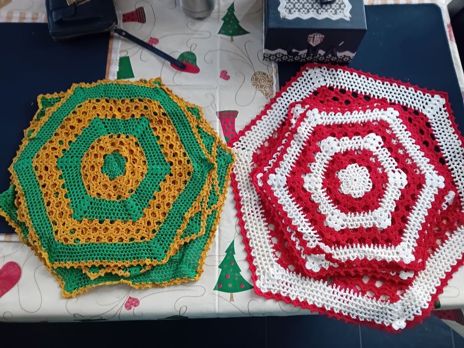 Naperons todos feitos artesanalmente