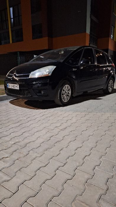 Машина CITROEN C4 picasso