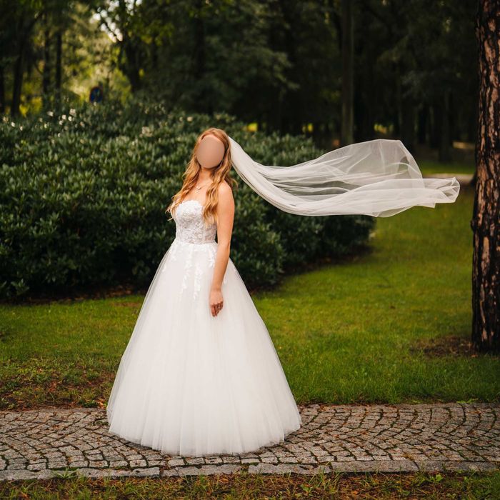 Elegancka suknia ślubna szyta na miarę | Stan idealny