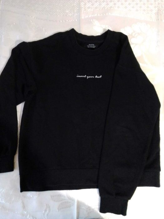 Sweatshirt preta