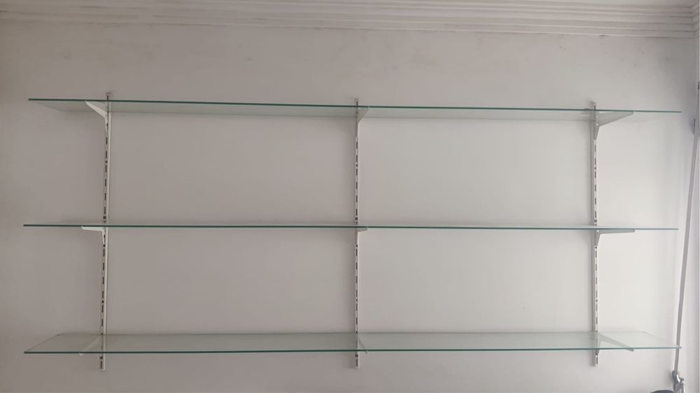 Prateleiras de parede  vidro