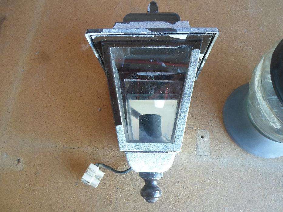 candeeiro de parede + lamparinas