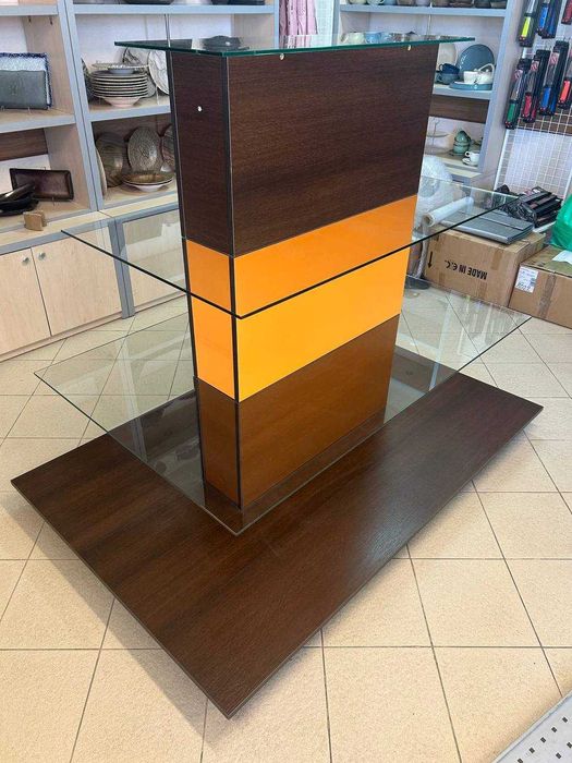 Торговый стеллаж- осторов