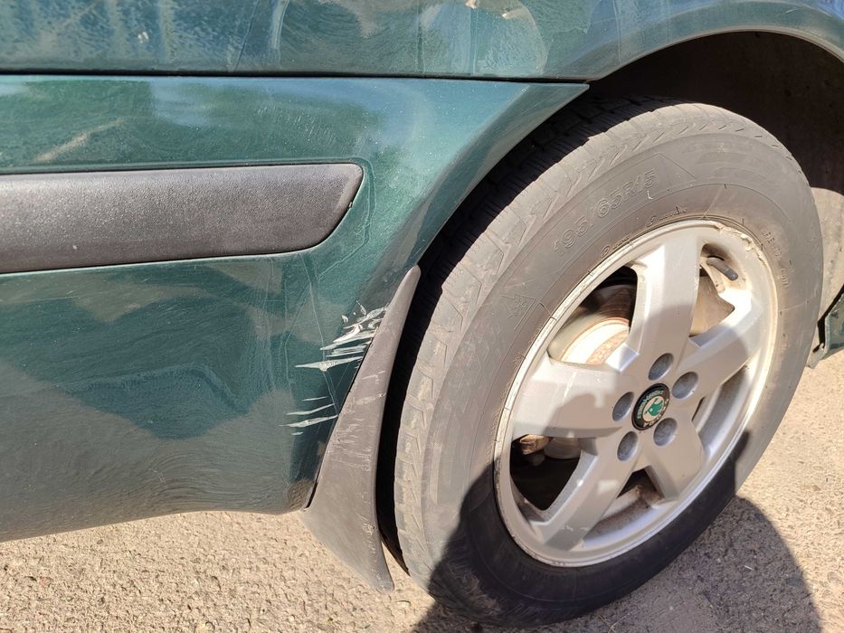 Октавія тур 2.0 газ/бензин