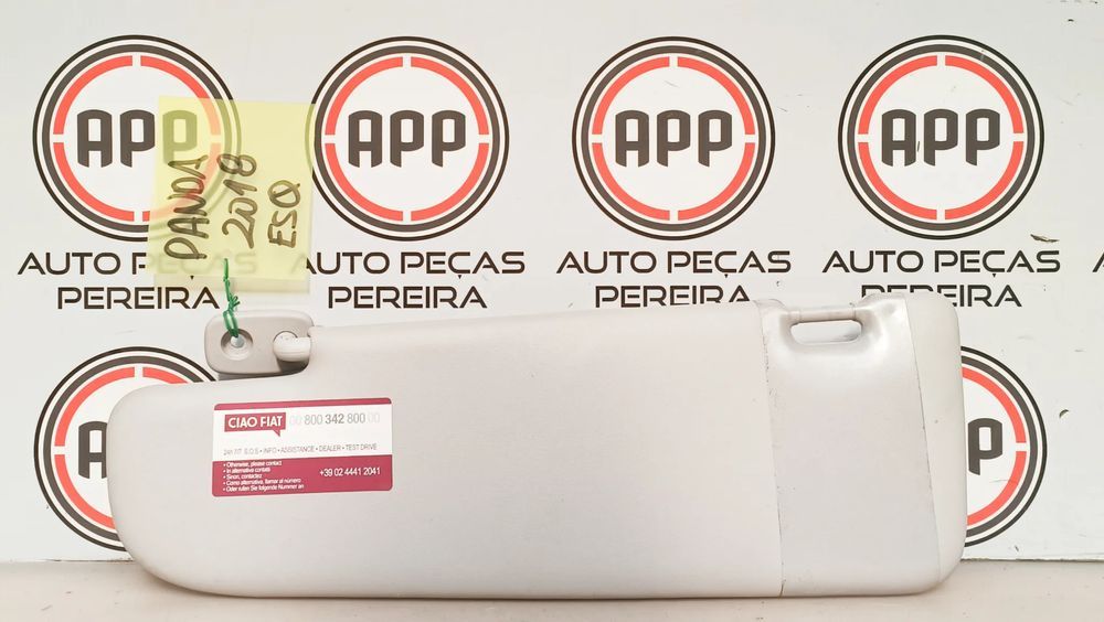 Palas sol Fiat Panda de 2018, esquerda e direita .