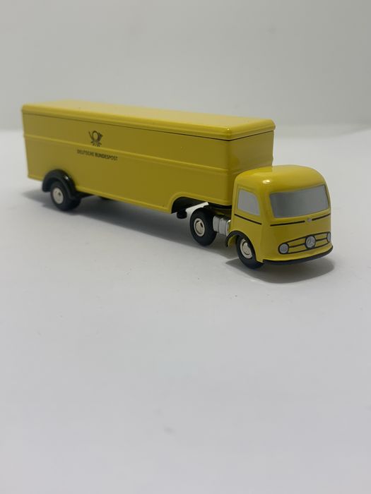 Mercedes da Schuco Piccolo escala 1:90