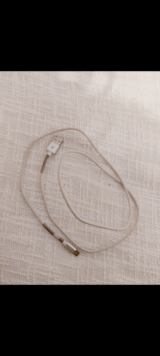 Cabo iphone nunca usado