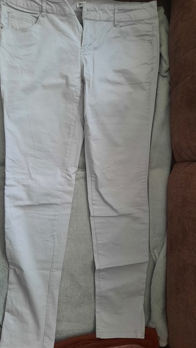 Spodnie materiałowe siwe