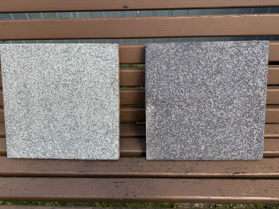 Kostka, 40x40 i 40x30, czarna i biała