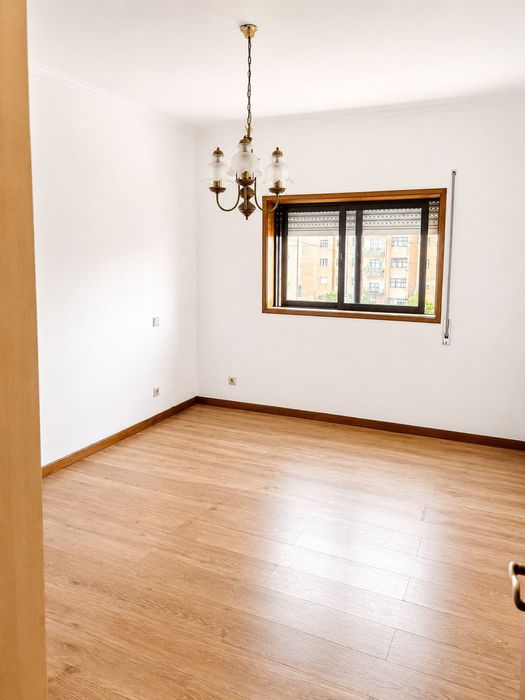 Apartamento T3 com 143m²
