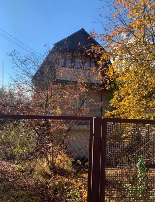 Хотянівка. СТ «Червоний прапор», вул. Лісова № 190 ТРИ окремі кімнати. 5 соток  ГАЗ на ділянці  ( всі документи є, тільки завести на кухню )  ГАРАЖ