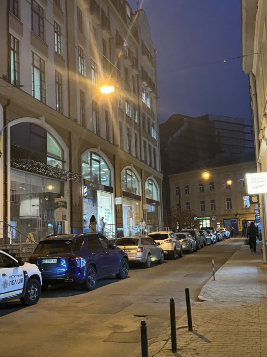 Оренда магазин аптека салон перукарня центр вул.Наливайка