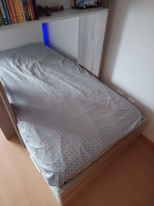 Cama solteiro/Beliche em excelente estado