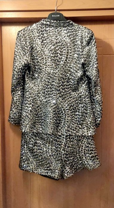 Nowy cekinowy srebrny komplet marynarka + spodenki Zara XL