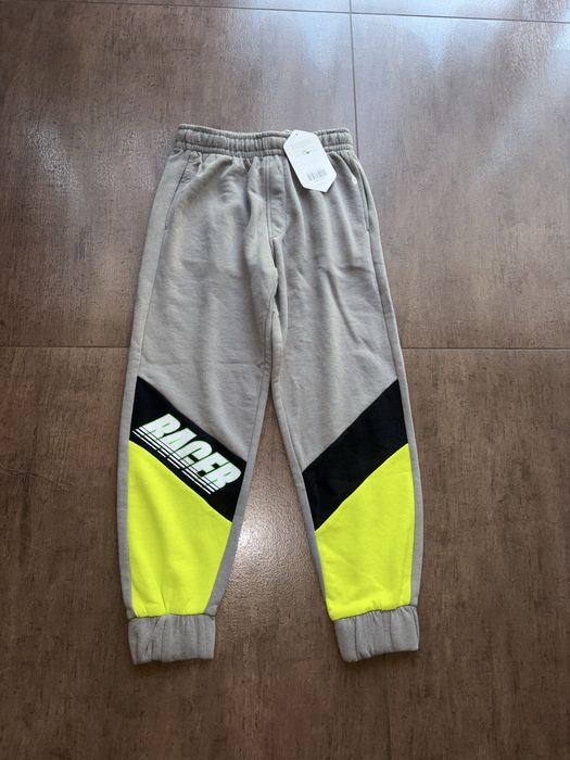 R 128 spodnie dresowe Coccodrillo Lemon nowe