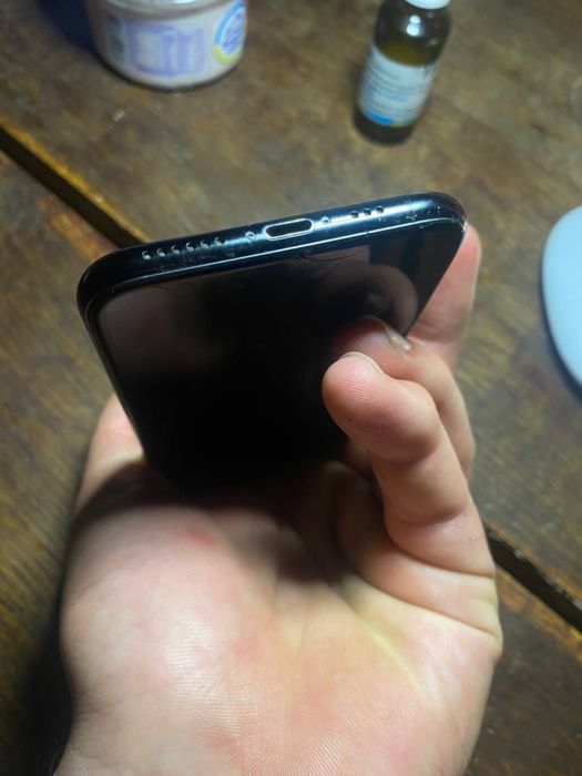 Продам iPhone XS (срочно) !!