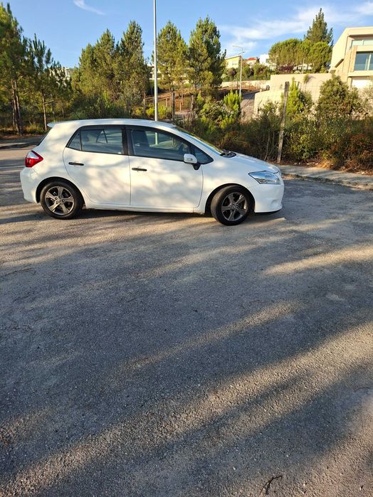 Toyota Auris — fotografia 6