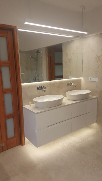 Szafka łazienkowa pod umywalkę na wymiar z podświetlenie LED - Wrocław