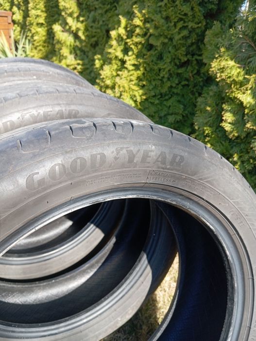 Opony Goodyear Efficientgrip 225/50r18