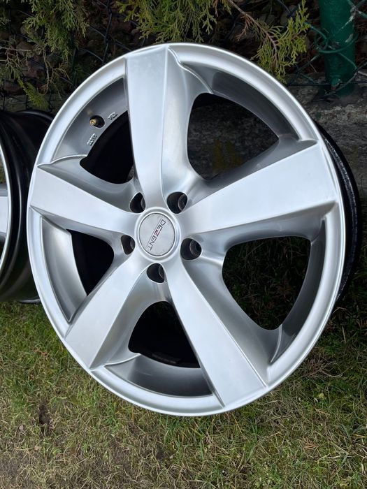 Alu felgi 18’ rozstaw 5/112 Dezent