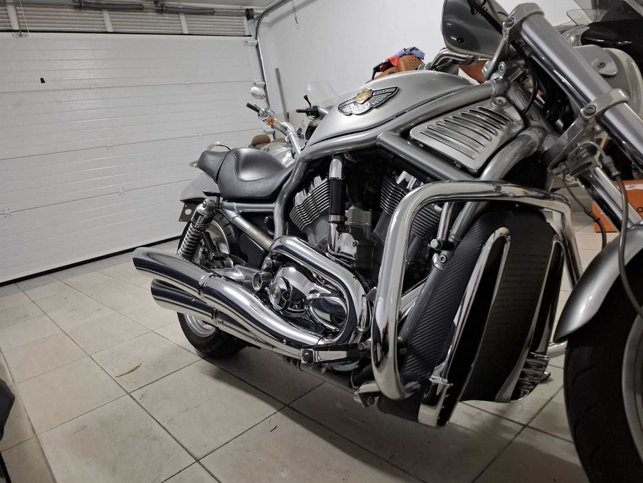 Harley Davidson VRod -100th Anniversary Special edition