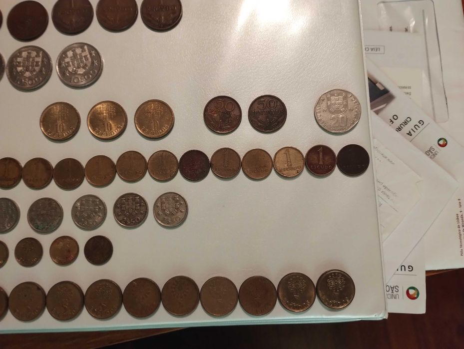 Lote 77 Moedas Antigas Portugal Colecção