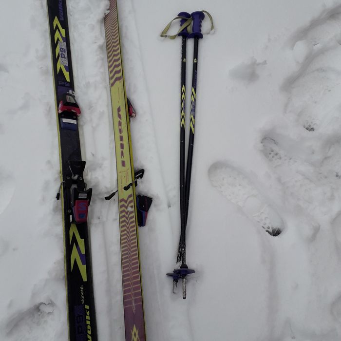 Narty VOLKI 150 cm + kijki