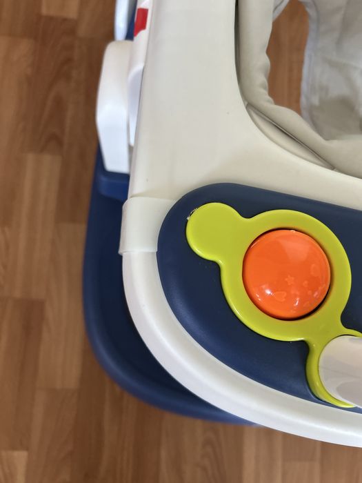 Дитячі ходунки Baby Walker