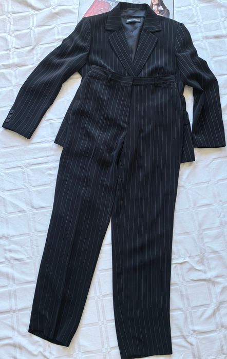 Viralowy garnitur damski marki Gerry Weber rozmiar 38/40