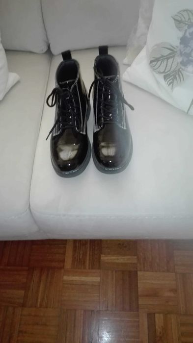 Botas pretas verniz