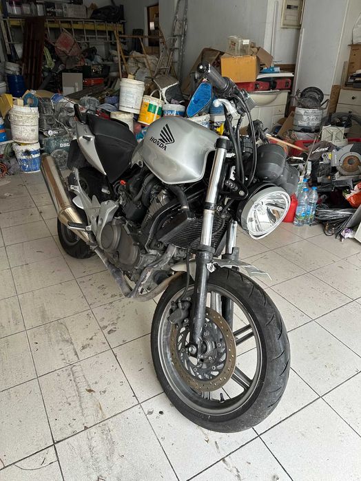 Honda CBF500 acidentada