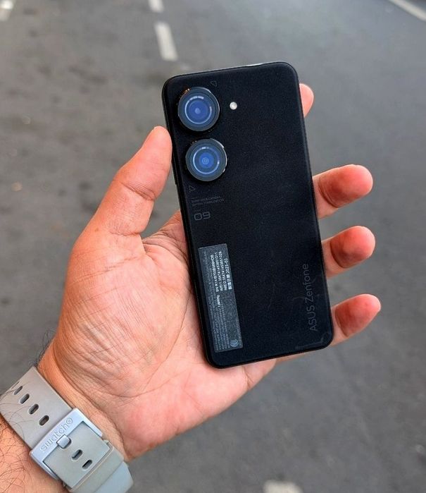 zenfone 9 - купити мобільні телефони та смартфони - Ціна на OLX.ua