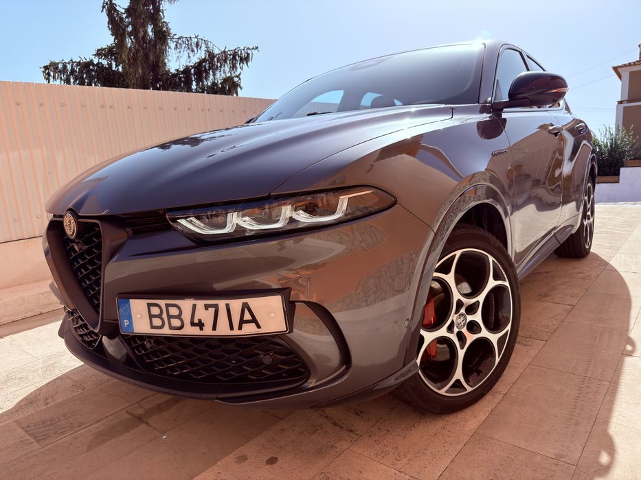 Alfa Romeo Tonale 1.3 PHEV Veloce e-AWD 280cv (Nacional | IVA Dedutível)