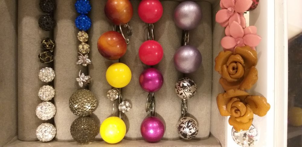 Naszyjniki i kolczyki srebrna i stal