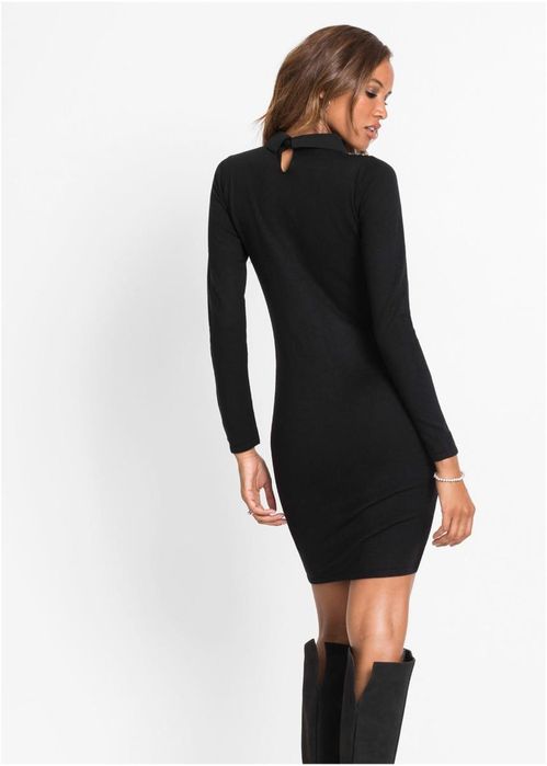 Elegancka dzianinowa sukienka marki Bonprix.