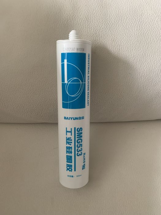 Универсальный силиконовый герметик