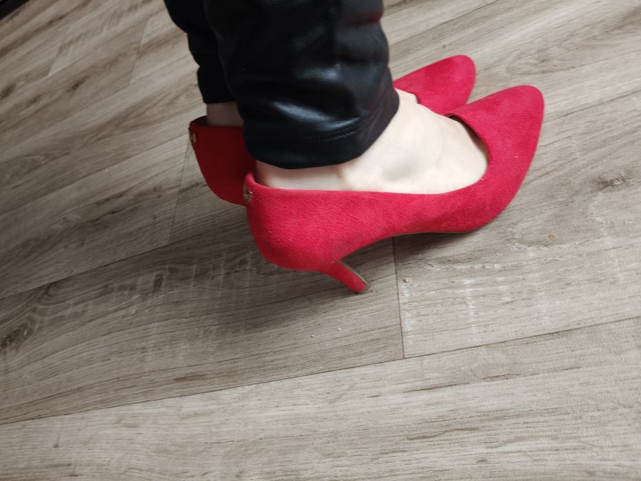 Czerwone/ malinowe szpilki damskie 39 jeny fairy