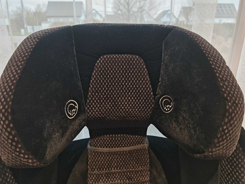 Fotelik samochodowy Recaro 15-36kg Isofix