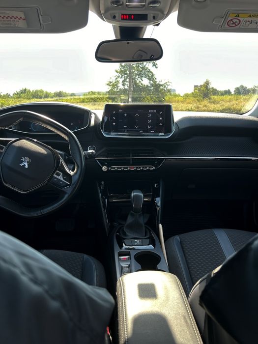 Продаж Пежо 2008