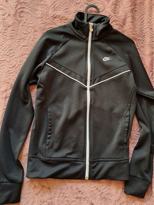 Bluza nike  czarna roz.M