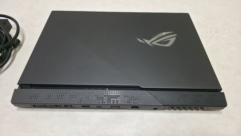ASUS ROG STRIX Ryzen 7 / RTX3050 / 512GB /8GB /Win 11