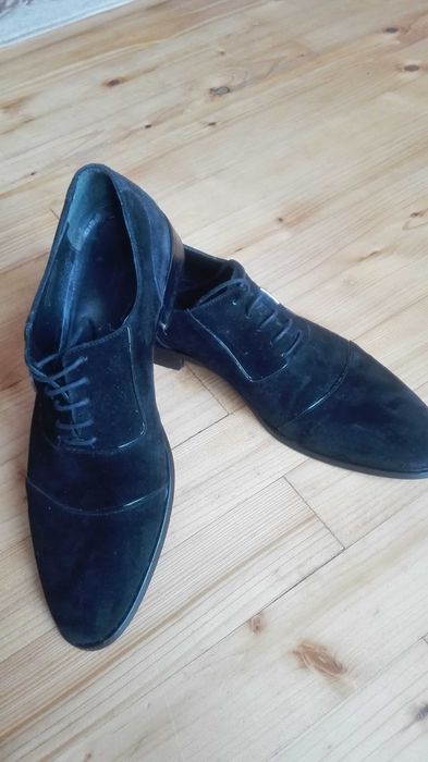 Чоловічі туфлі. Натуральна заамша. Італія.