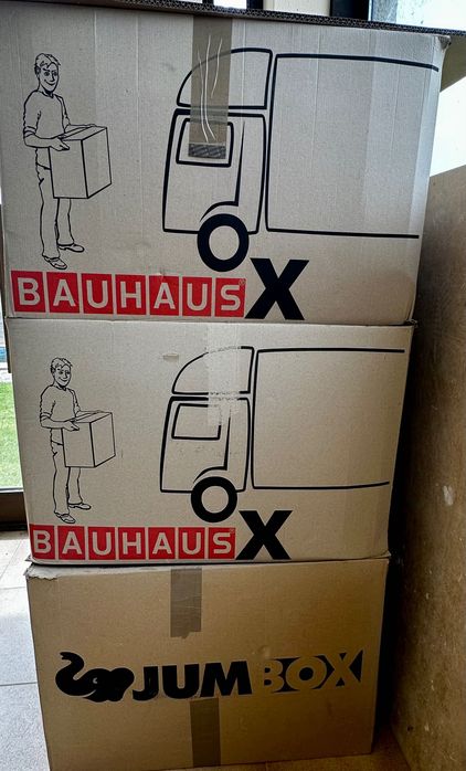 Caixas em cartão para mudança de casa