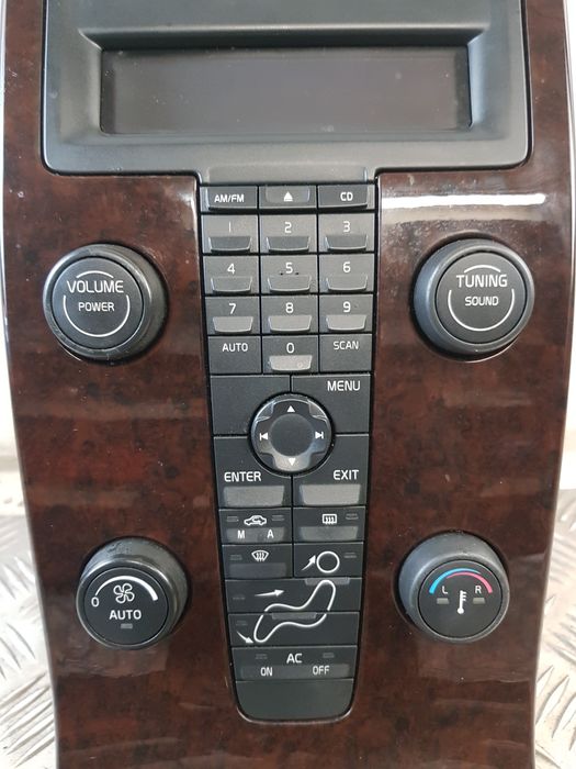 Konsola Środkowa Wodospad Panel Nawiewu Radia Volvo V50 I 05R-