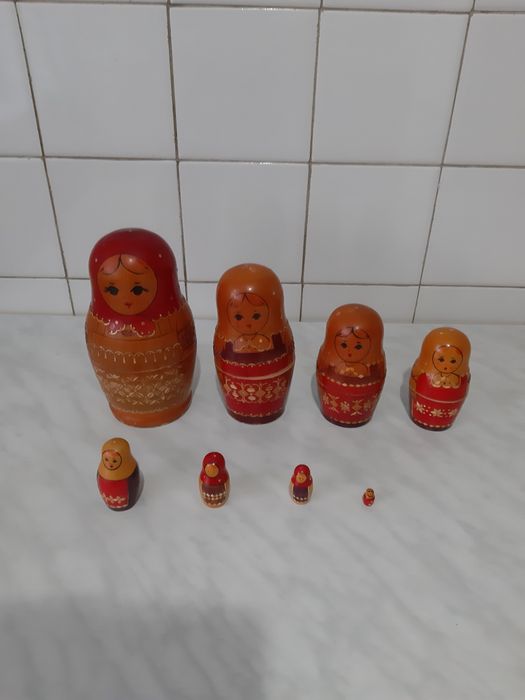 Продам игрушка-сувенир Матрешка 8 в одном