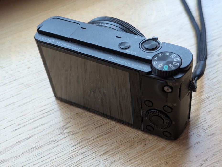 Sony RX100 nie działa na części