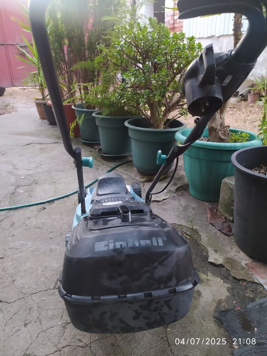 Corta relva eléctrico marca einhell