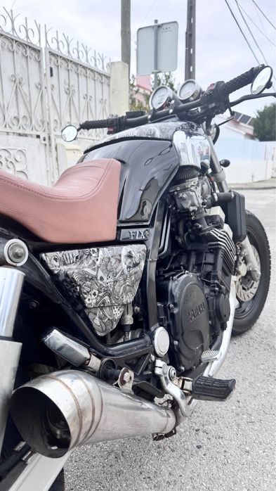 Yamaha FZX 750 cc